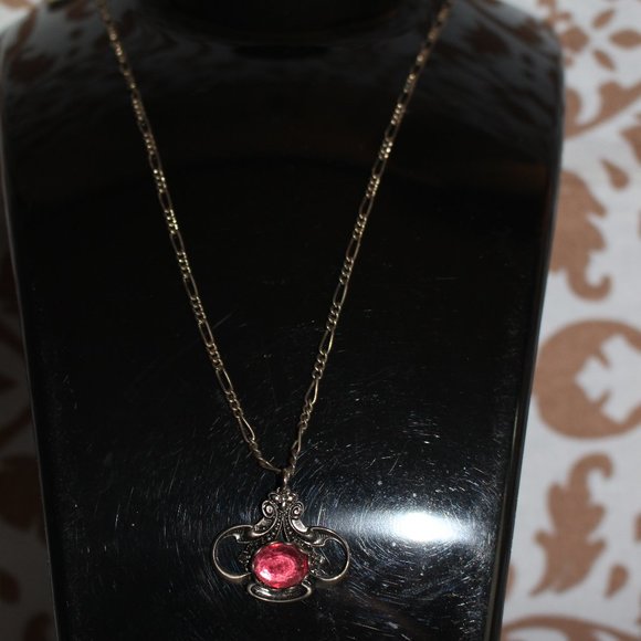 Vintage Beautiful Jools Necklace Victorian Style with Jewel New Old Stock - Picture 2 of 4